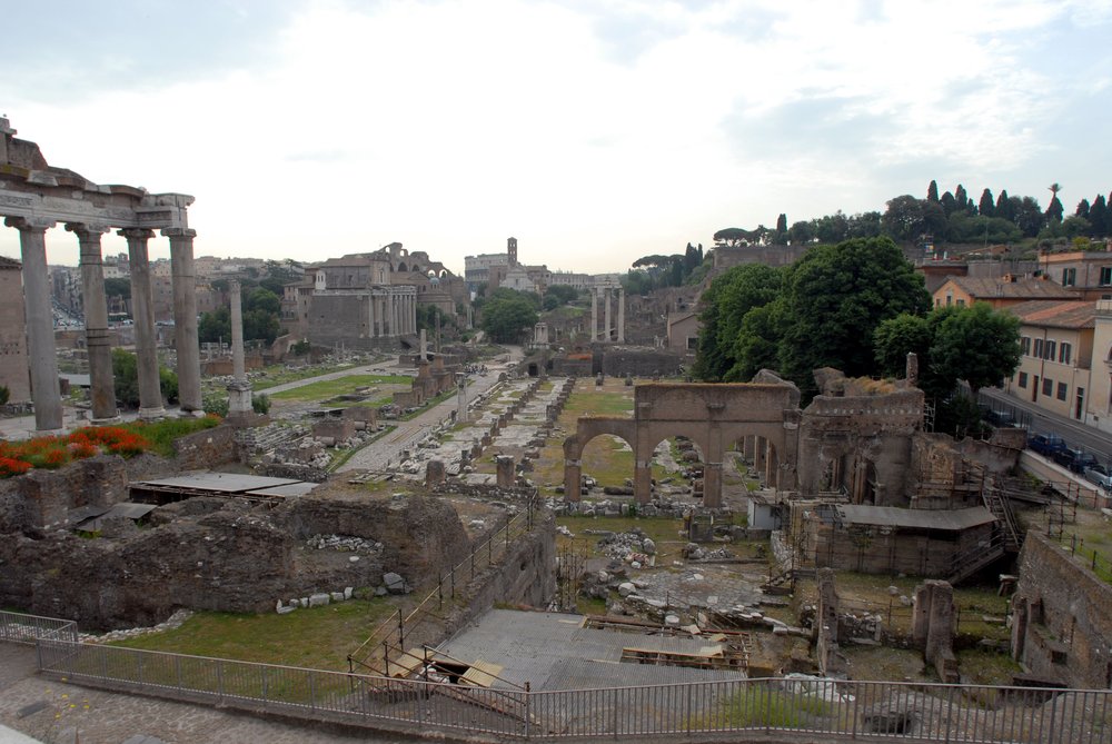 Foro Romano area NO.JPG