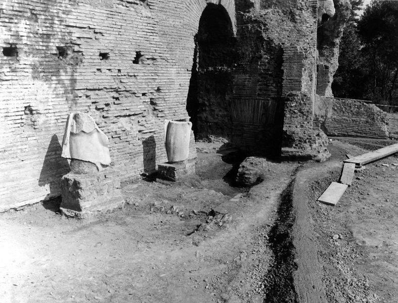 005807 - restauro - Clivio Palatino, lato destro: lavori nel lato orientale dei magazzini del criptoportico