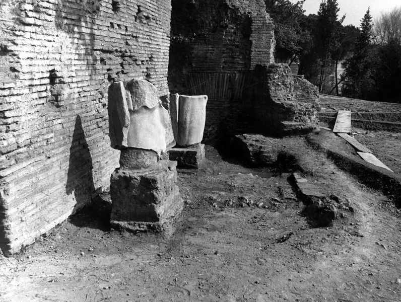 005808 - restauro - Clivio Palatino, lato destro: lavori nel lato orientale dei magazzini del criptoportico