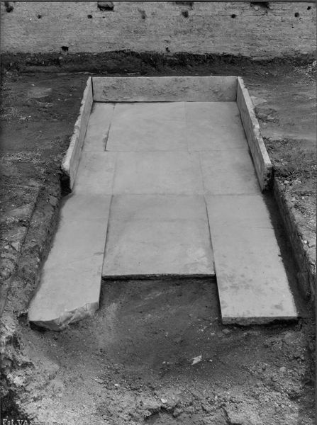 003387 - restauro - Domus Augustana, peristilio inferiore: lavori di sistemazione con particolare di costruzioni precedenti estate 1970