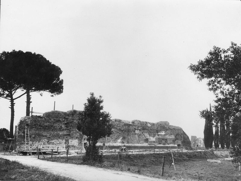 003496 - restauro - Domus Augustana, terzo peristilio: lato Est veduta lavori, 1958