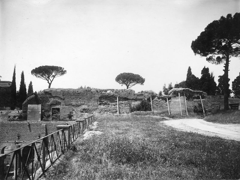 003501 - restauro - Domus Augustana, terzo peristilio: lato Est lavori, muratura in via di crollo, 1958
