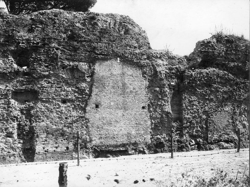 003504 - restauro - Domus Augustana, terzo peristilio: lato Est veduta lavori, 1958