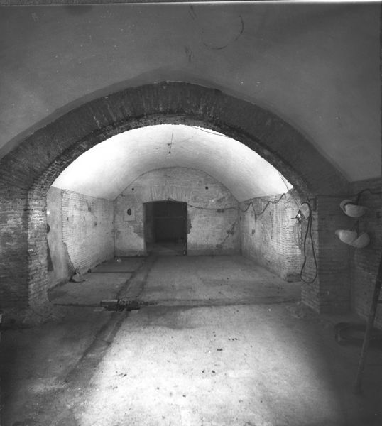 004139 - restauro - Domus Tiberiana, criptoportico neroniano : sistemazione degli ambienti presso il criptoportico