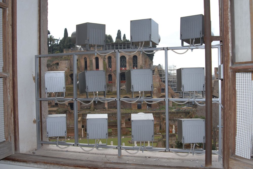 interno edificio Via in Miranda.jpg