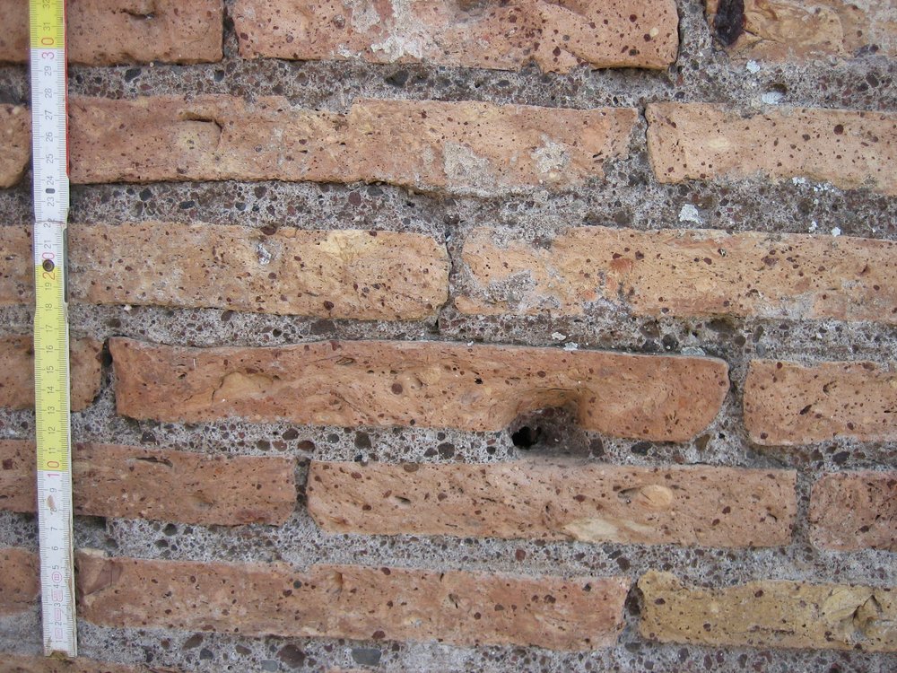 muro limite N amb.A.jpg