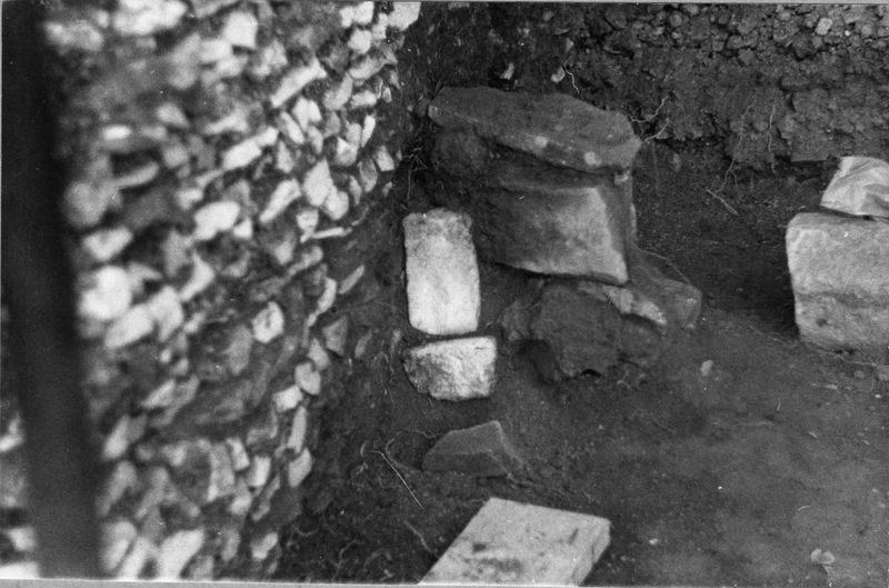 004969 - restauro - Domus Tiberiana, Clivus della Victoriae-fronte Nord-Est settore 13-Livello IV: ambiente 11 lavori di consolidamento, 1971