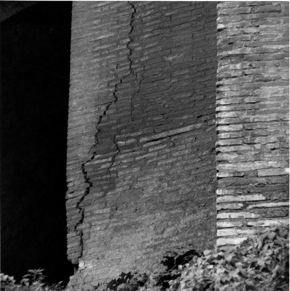 004973 - restauro - Domus Tiberiana, fronte Nord-Est settore 13-Livello IV: ambiente 11 lesioni alle strutture, dicembre 1970