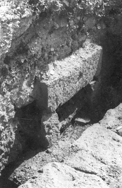 011540 - scavo archeologico - Basilica Emilia, particolari unitÃ  stratigrafiche, aula, navata centrale, fondazione. Senza negativo
