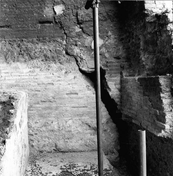 005023 - restauro - Domus Tiberiana, fronte Nord-Est settore 13-Livello IV: ambiente 13 lavori di consolidamento,1971