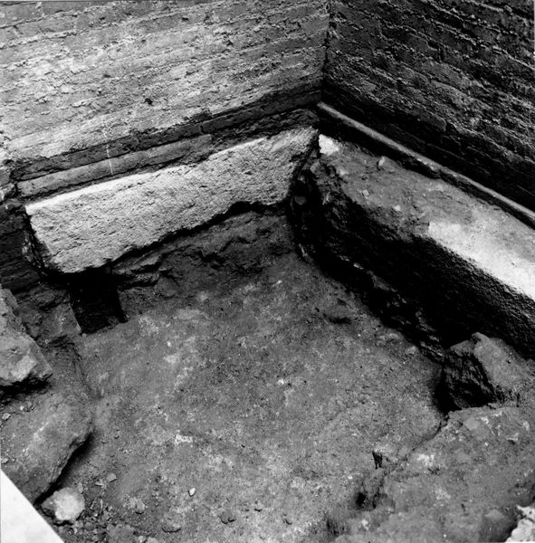 005044 - restauro - Domus Tiberiana, Clivus della Victoriae settore 13-Livello IV: ambiente 29, lavori di consolidamento e sistemazione ottobre 1971