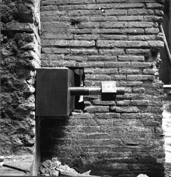 005051 - restauro - Domus Tiberiana, via Nova settore 13-Livello IV: ambiente 217-218 lavori per il monitoraggio permanente delle strutture, 1971