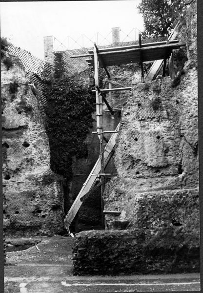 005126 - restauro - Domus Tiberiana, angolo Nord settore 13-Livello V: secondo ambiente prima dell'intervento di restauro febbraio 1959