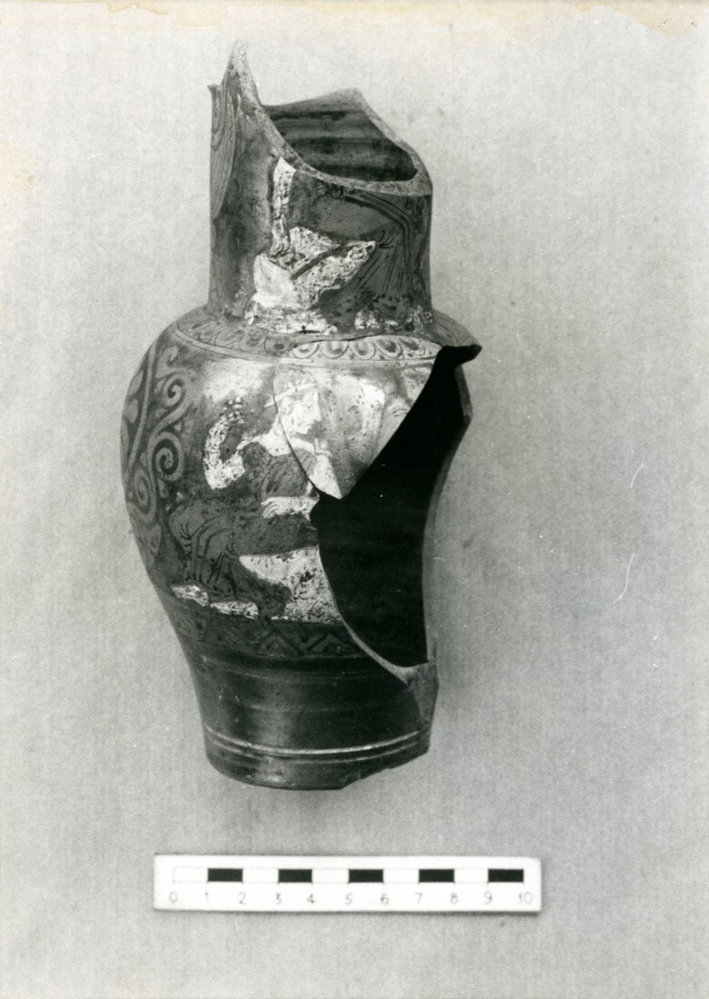film 12275 - Scavo Carandini - Oinochoe frammentaria (IV secolo a.C.) (2).jpg