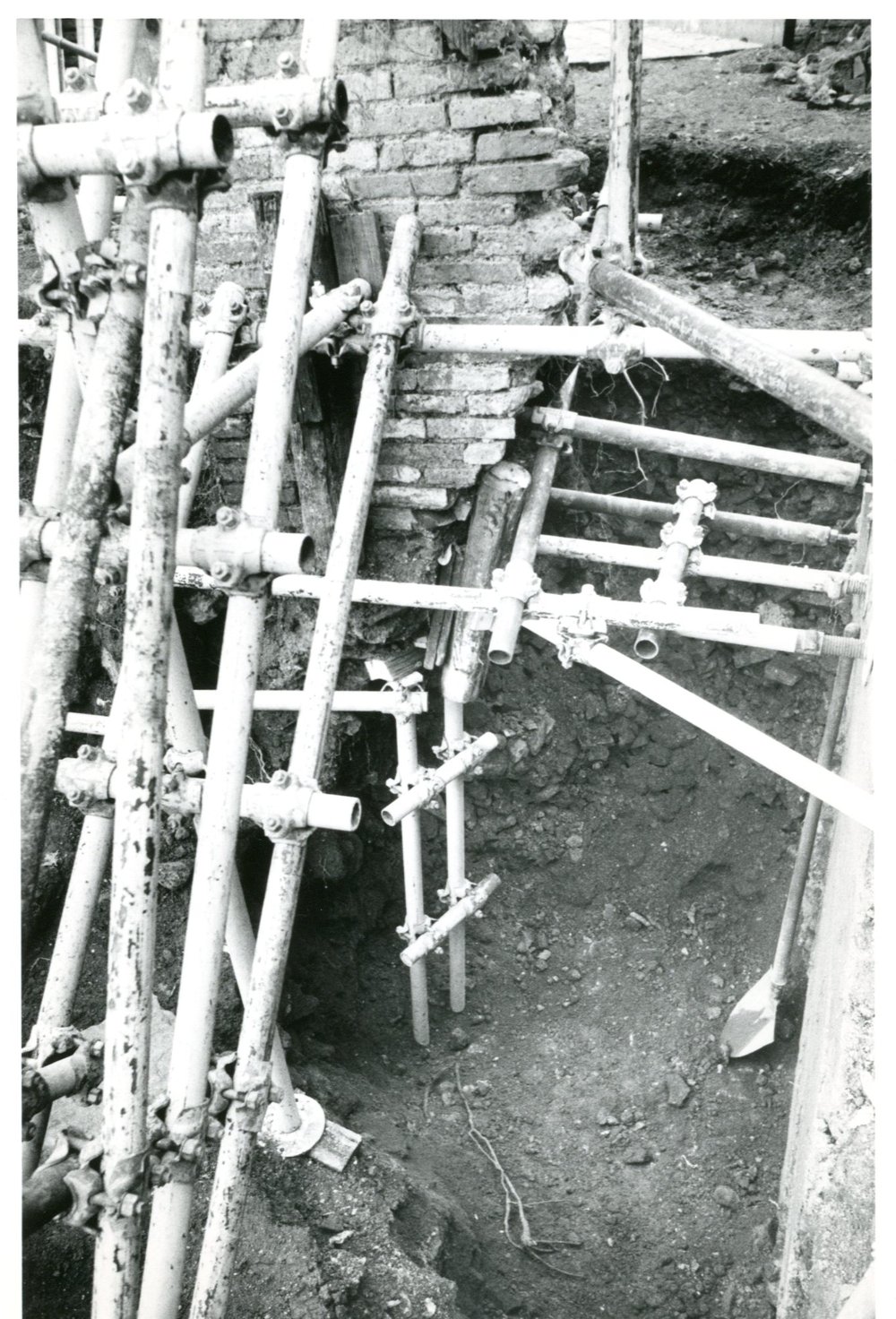 Scavo Carandini - Foto 012.jpg
