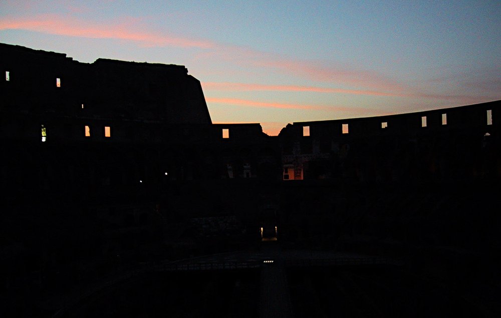 colosseo notte.jpg