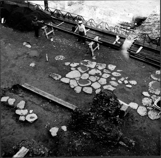 005280 - restauro - Domus Tiberiana, fronte Nord-Est settore 17-Livello II: ambienti sulla via Nova, lavori di consolidamento ottobre 1971