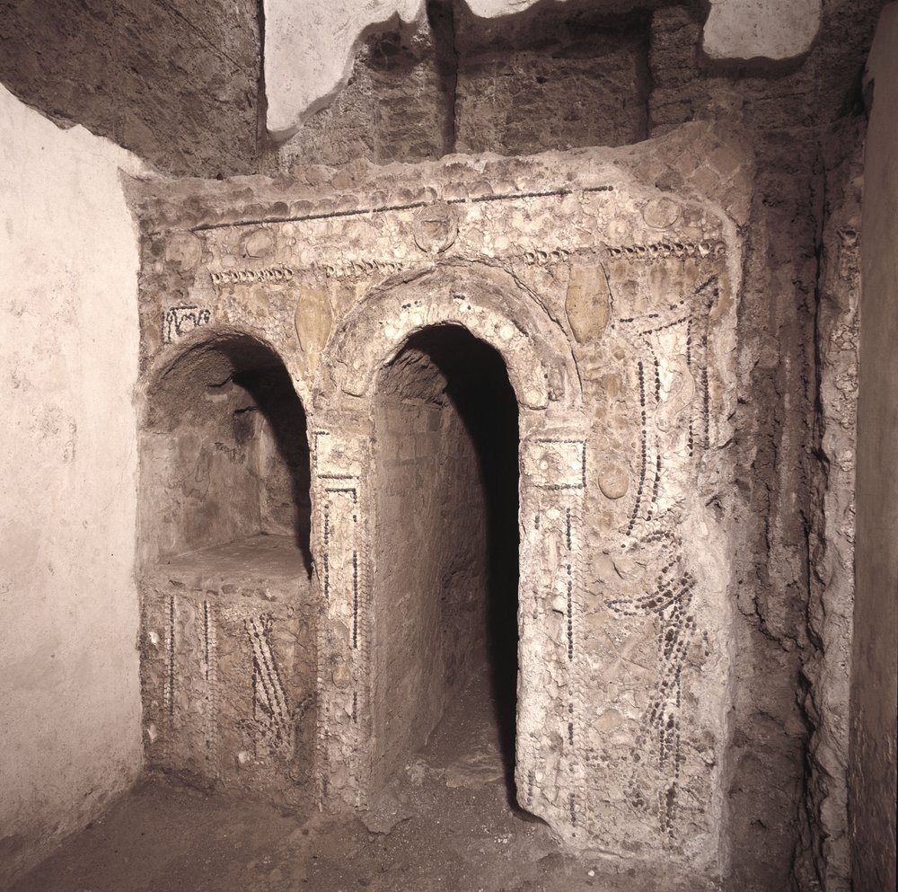 2Casa di Augusto Anno2000.jpg