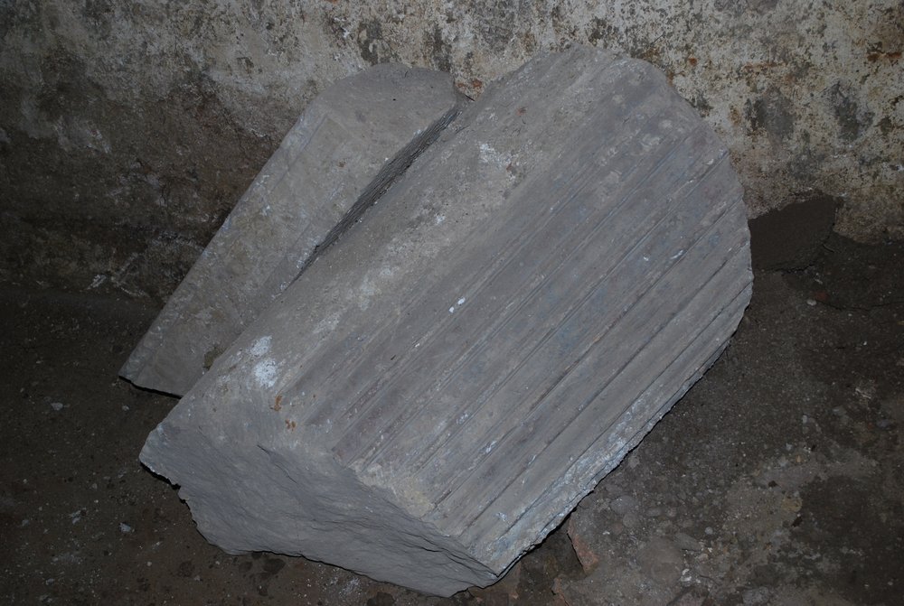 566780-1.jpg