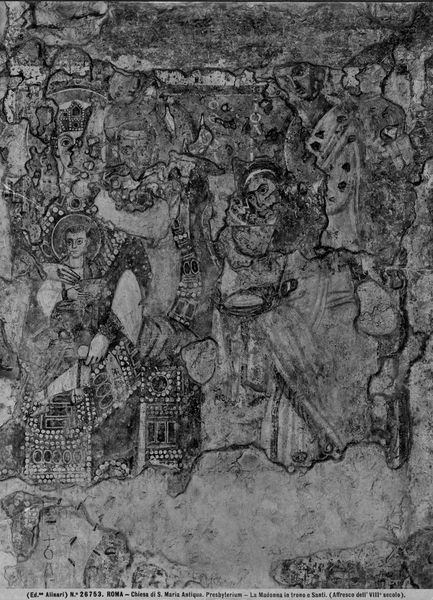 019221 - monumento - S. Maria Antiqua, cappella centrale, parete di fondo a destra dell'abside, sovrapposizione di tre strati di pitture dal VI al VIII sec.