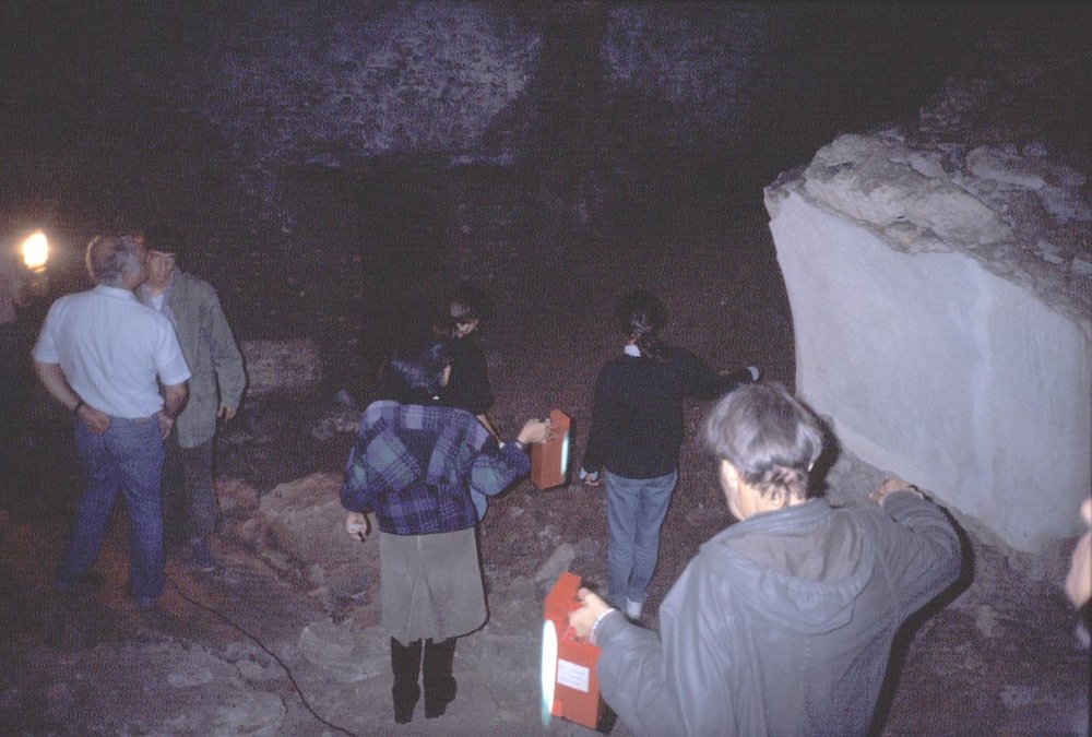 PS9 0191Cripto Portici sotto Orti Farnesiani 1992 09.jpg