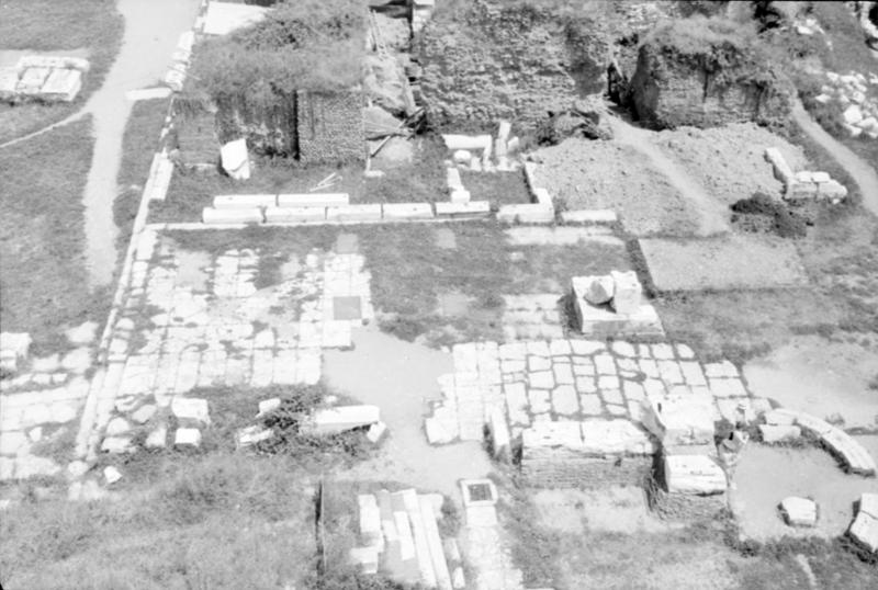 1-00016/ 07558/ 16786 - Roma - Foro Romano
