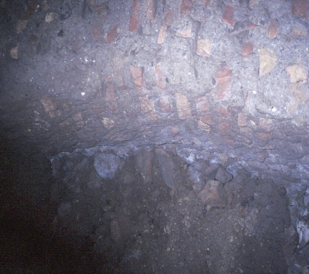 PS9 0201Cripto Portici sotto Orti Farnesiani 1992 20.jpg