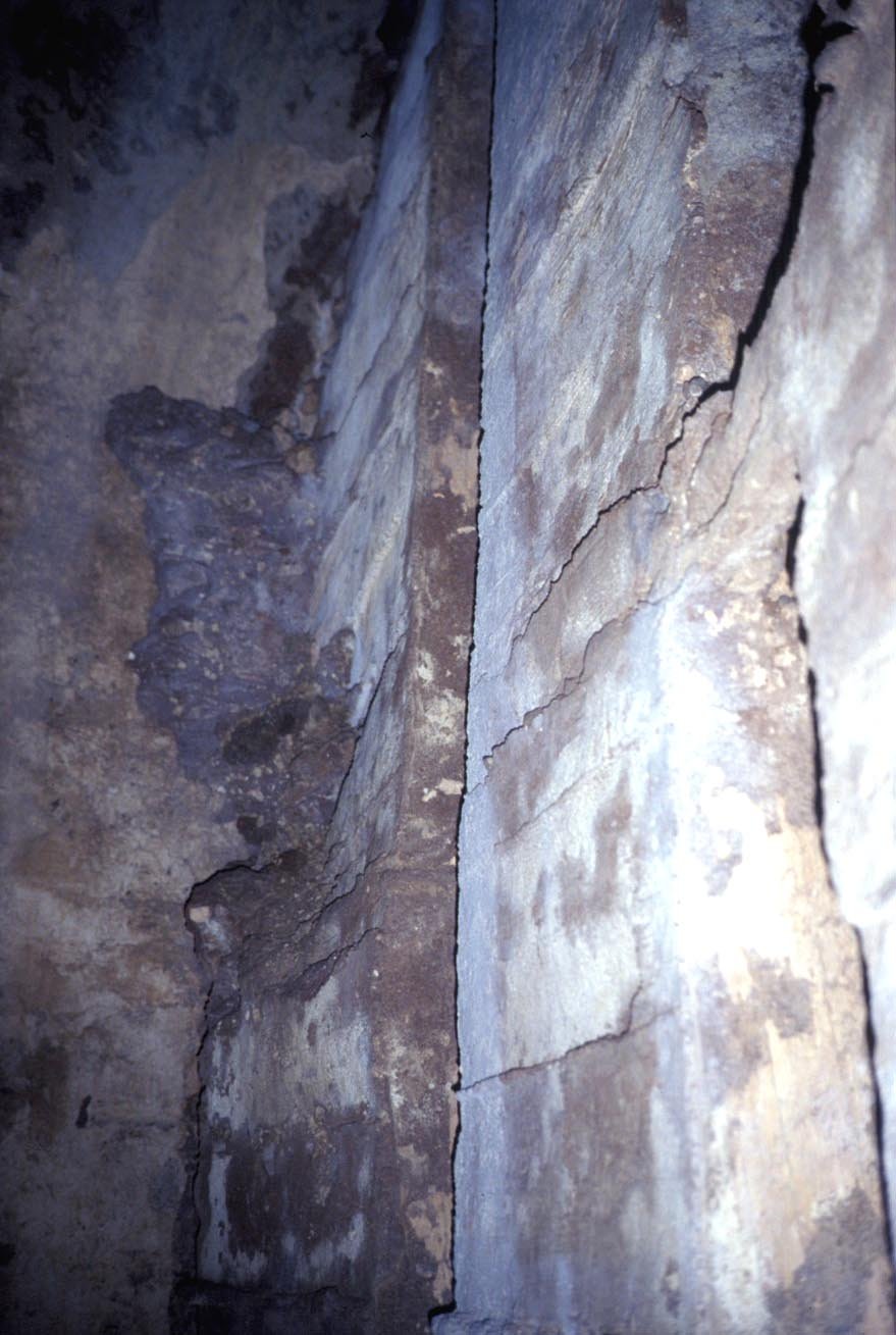 PS9 0200Cripto Portici sotto Orti Farnesiani 1992 19.jpg
