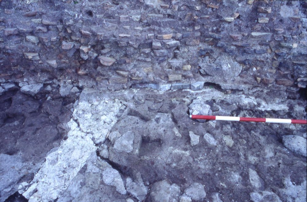 DT082.jpg
