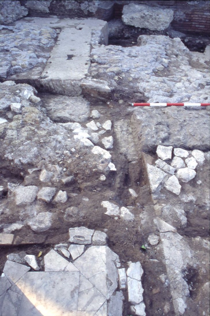 DT085.jpg