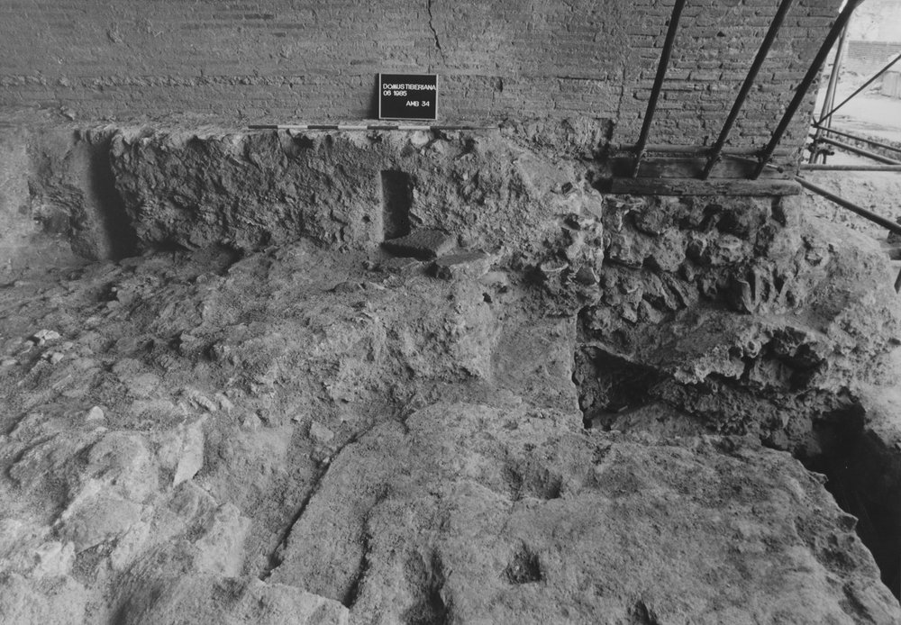 71DT-Settore9IVAngolNordScavi1985 Neg.JPG