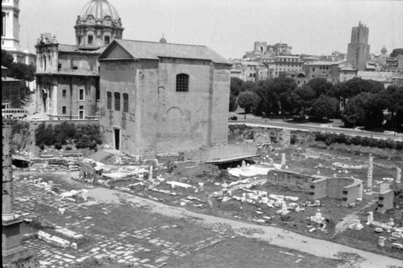 1-00016/ 07558/ 16786 - Roma - Foro Romano