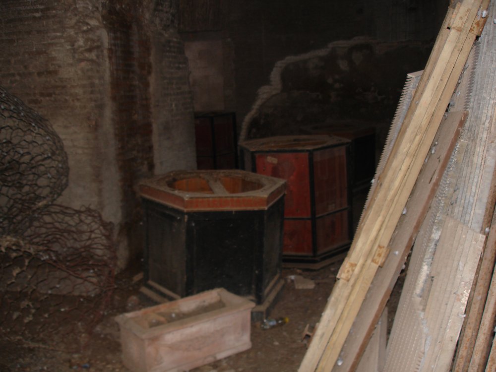 PS9 0112DTCrottone sottoUccelleria particolare.jpg