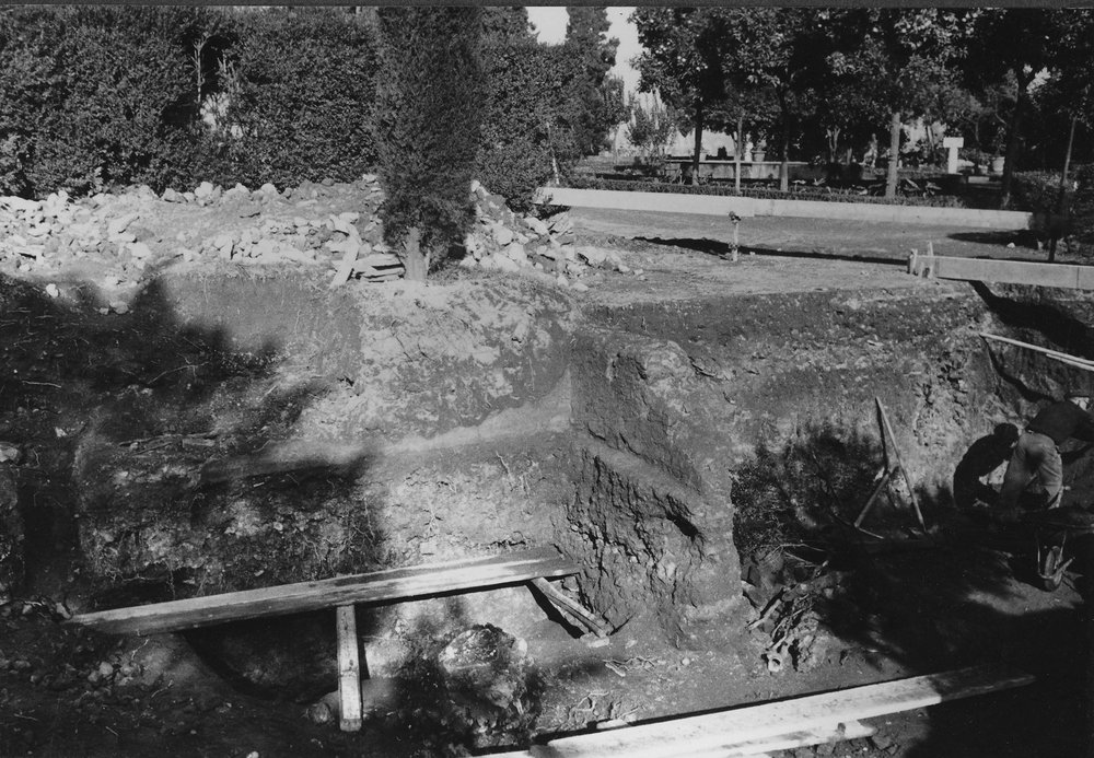 PS9 0389DTCLatoSettentrionaleAngoloMuroFarneseInterno1966N21.JPG