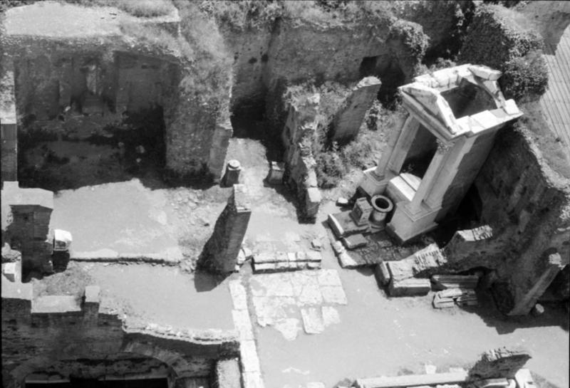 1-00016/ 07558/ 16786 - Roma - Foro Romano