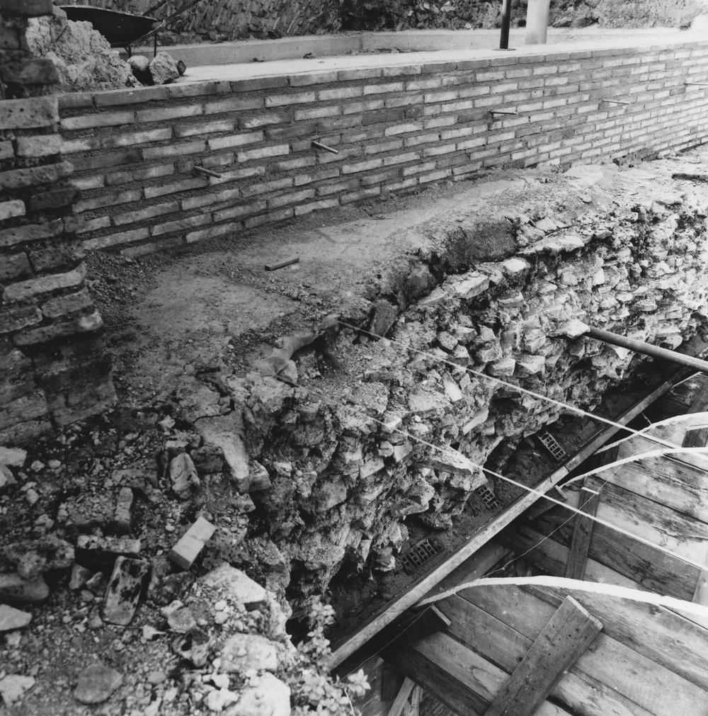PS1 0065NBLocali DuranteLavori.JPG