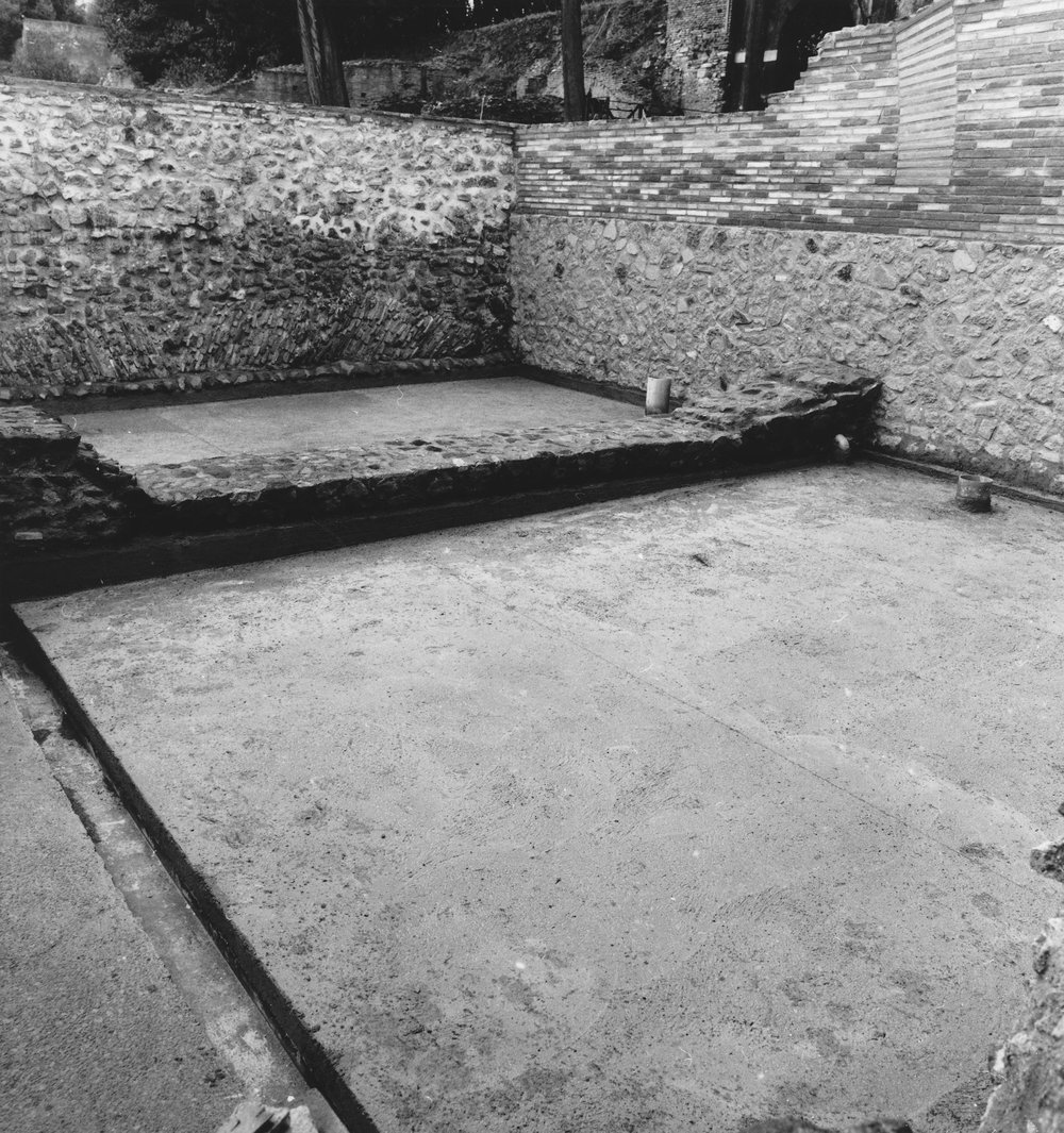 PS1 0101NBLocali DuranteLavori.JPG