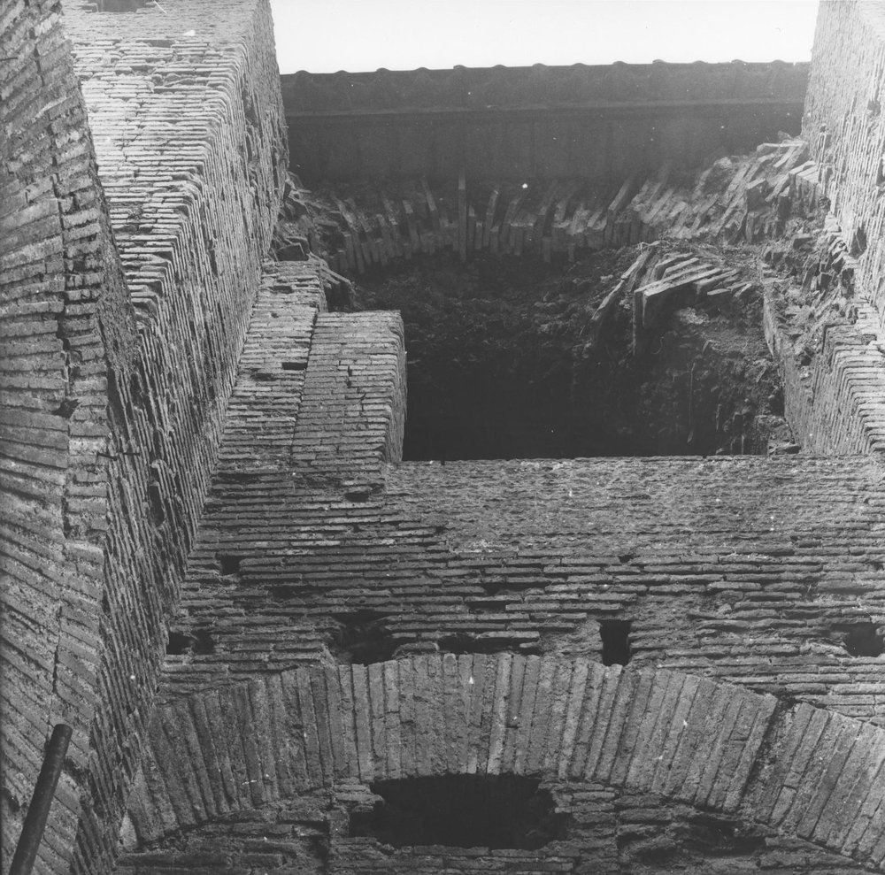 PS1 0153ViaNovaCrolloMuroAnno2001.JPG