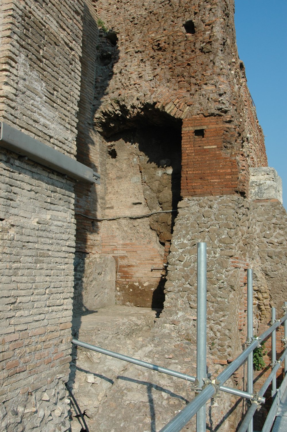 PS1 0145Taberne .jpg