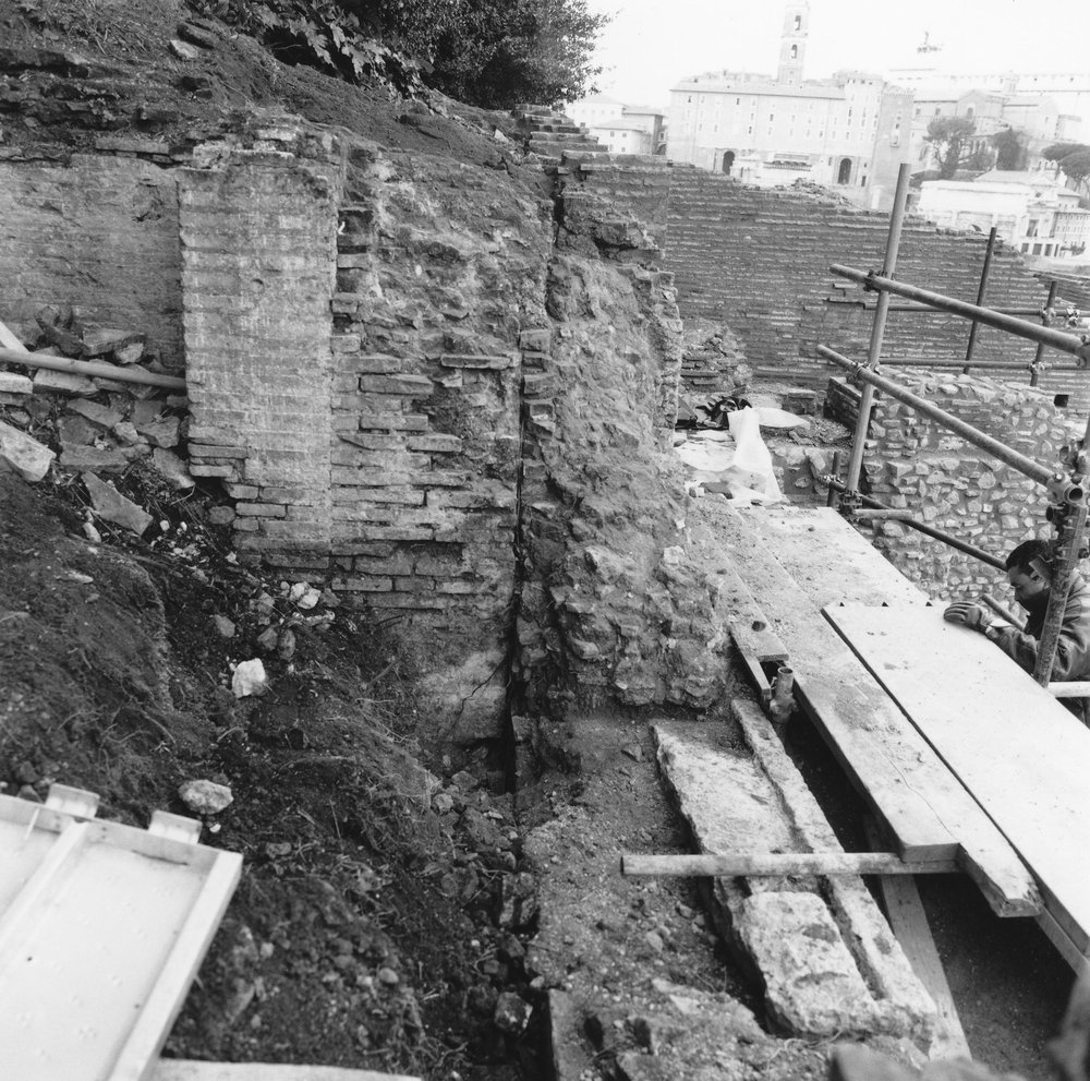 PS1 0458VNPrimaDuranteLavoriNov-Feb2003-04Sopra-Sotto.JPG