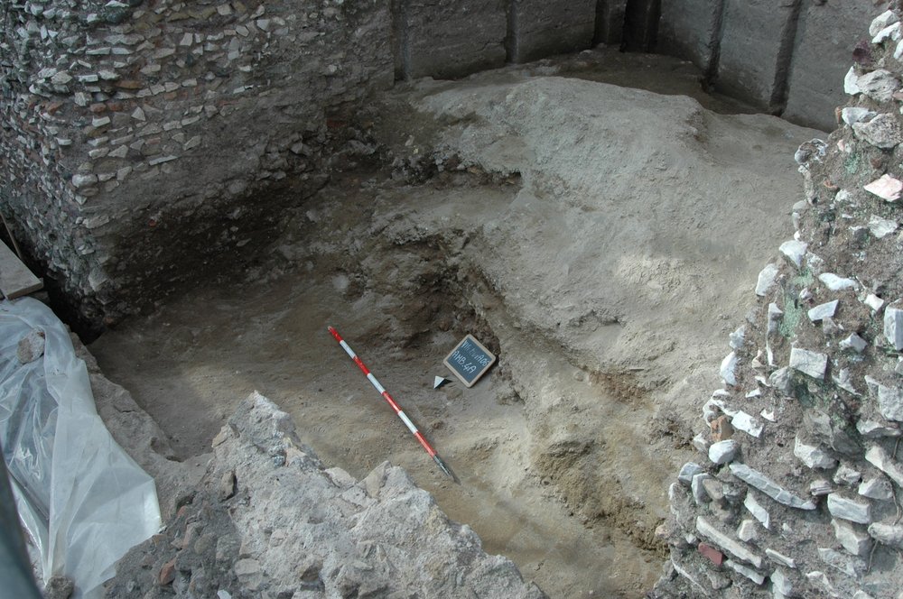 PS1 0251Taberne.jpg