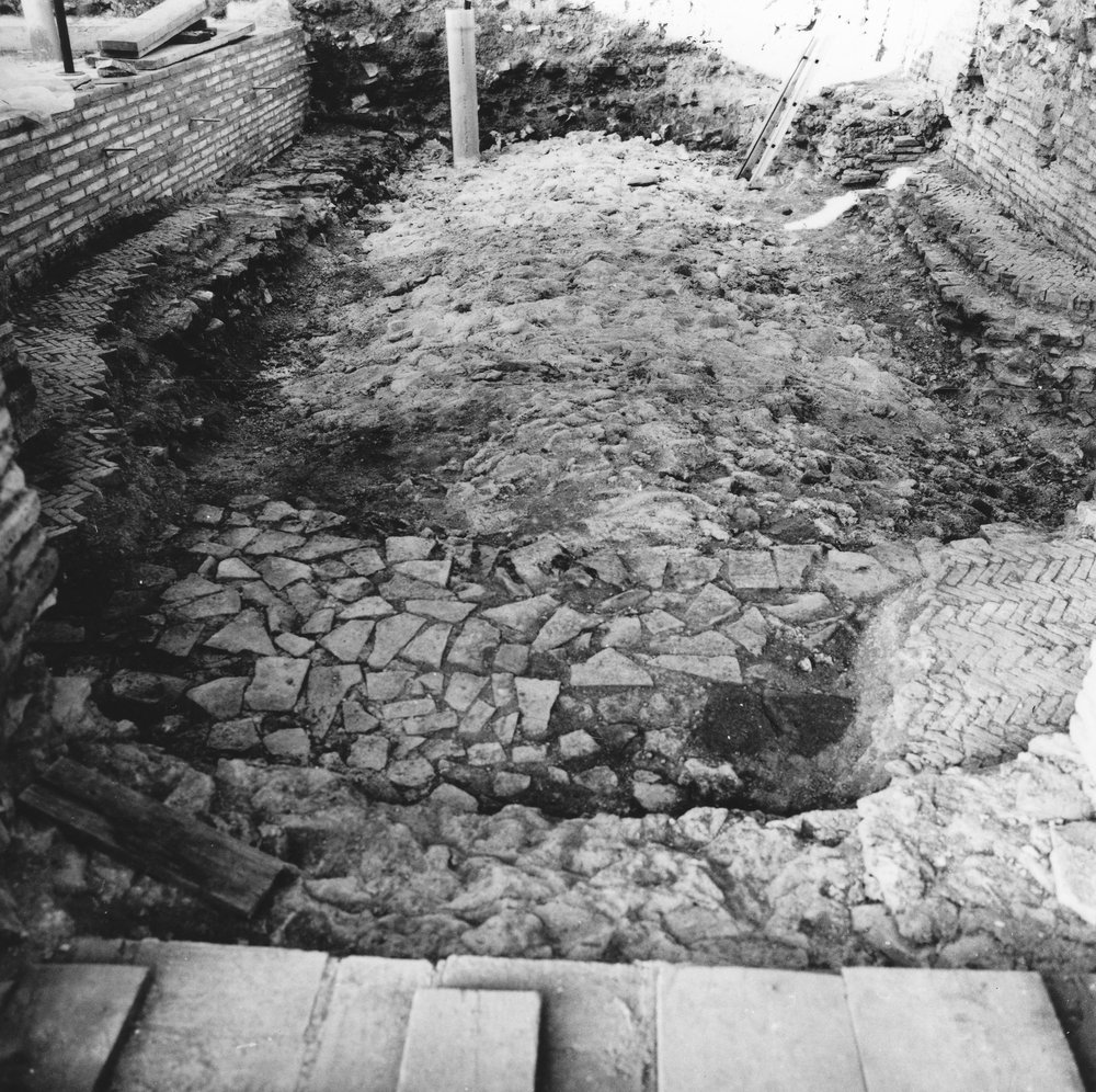 PS1 0072NBLocali DuranteLavori.JPG