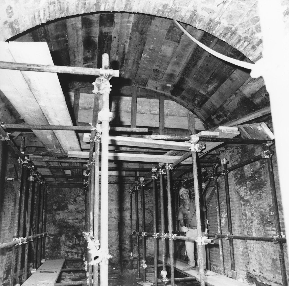 PS1 0060NBLocali DuranteLavori.JPG