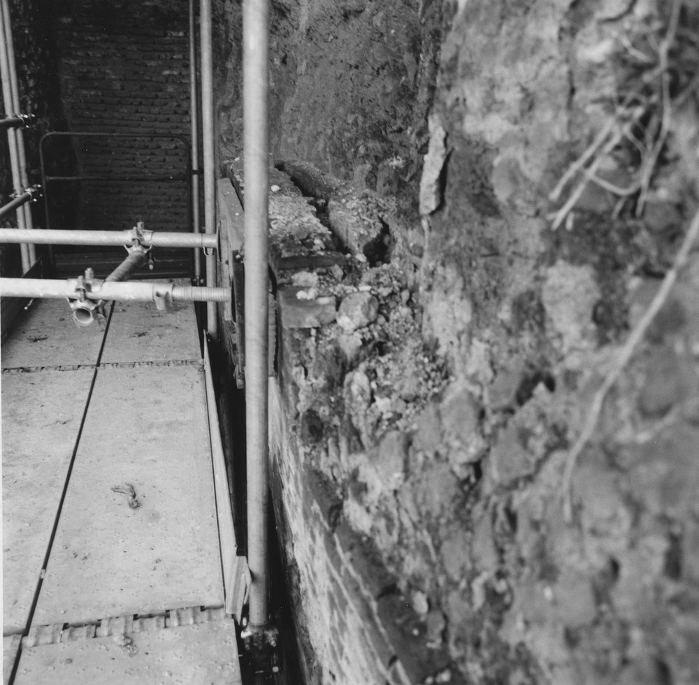 PS1 0207DocumLavRiconfiamMuroPart.JPG