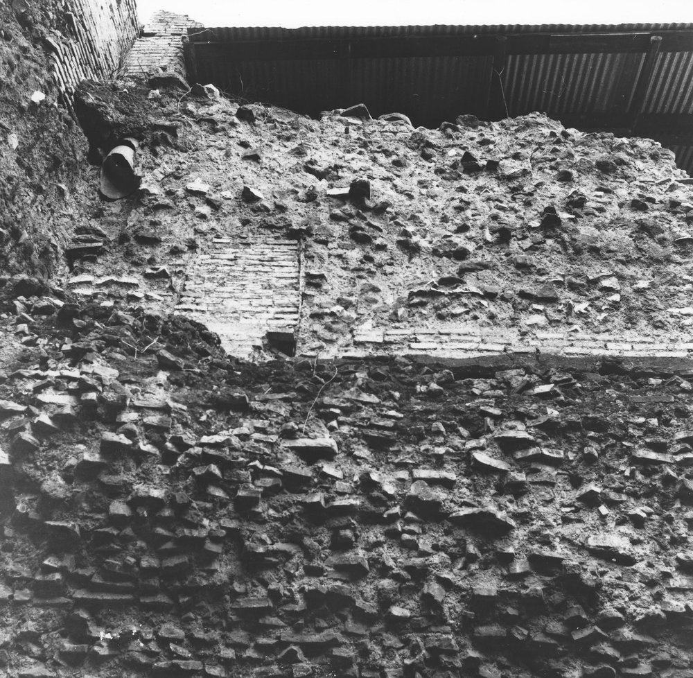 PS1 0040NBLocali PrimaLavori.JPG