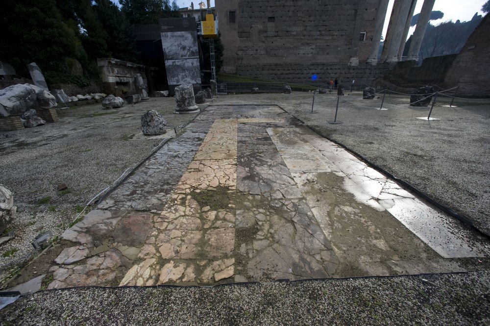 pavimento basilica1.jpg