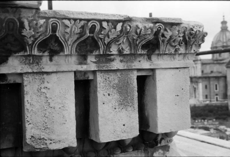 1-00016/ 07558/ 16786 - Roma - Foro Romano - Tempio dei Castori