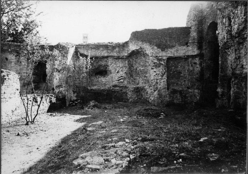 012422 - monumento - Casa delle Vestali, ambienti, particolare area settentrionale; neg. serie 6x9, n. 2904 bis