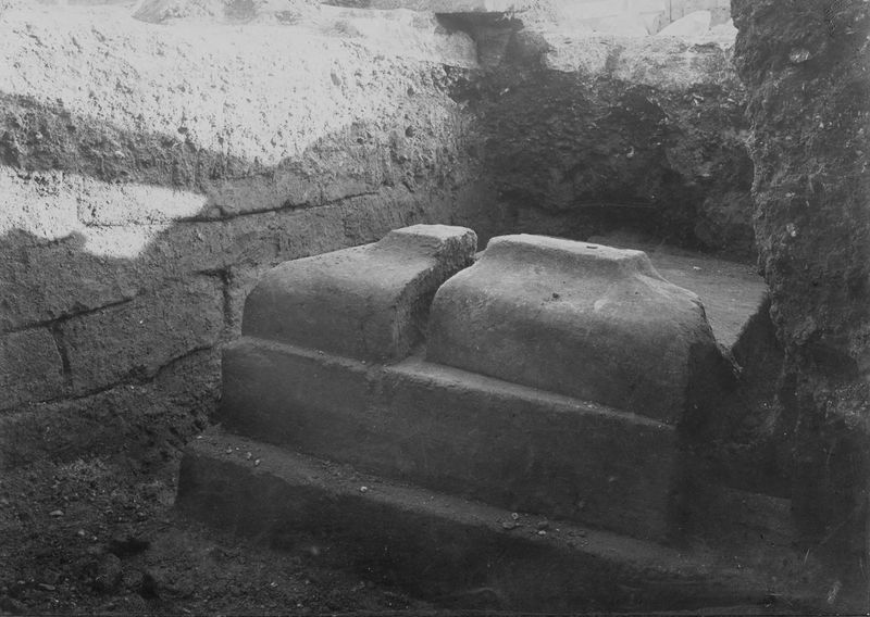 015580 - monumento - Niger Lapis, Sistemazione dopo lo scavo 1900; senza negativo