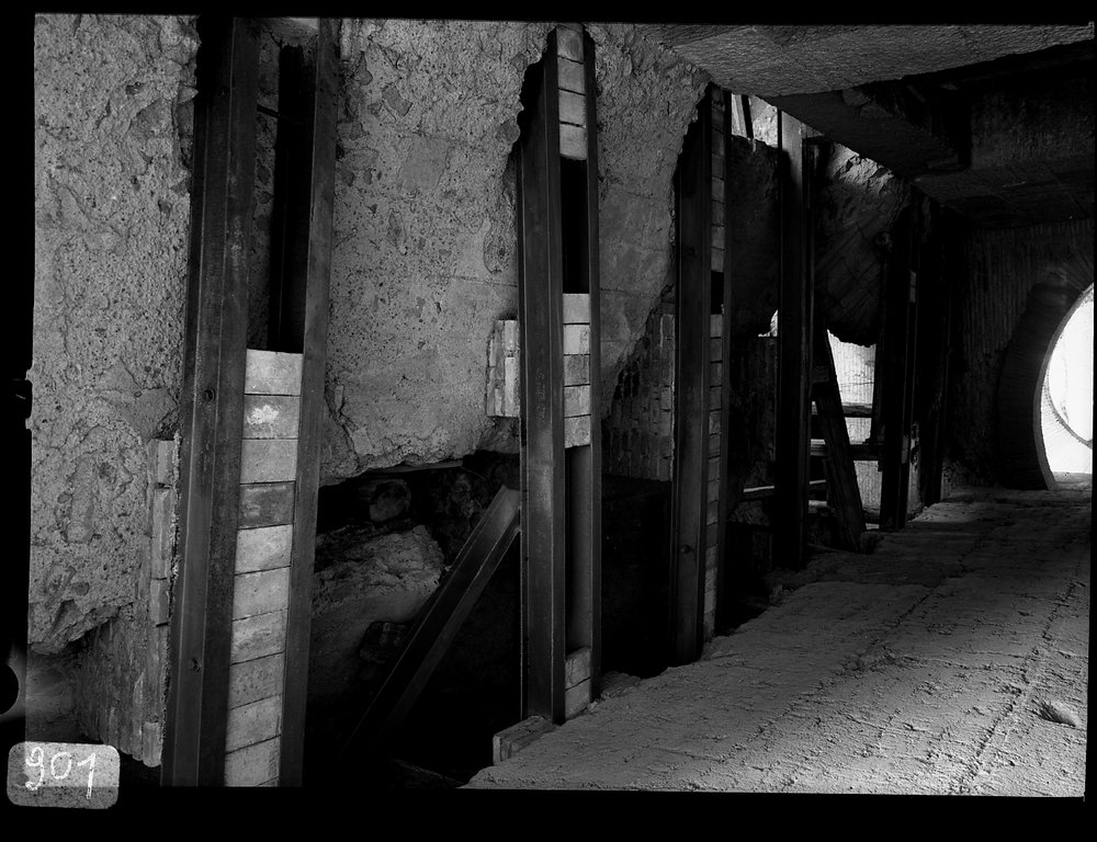 A 901 Zona Augustea, galleria frontale (criptoportico) lavori 1967-69.tif